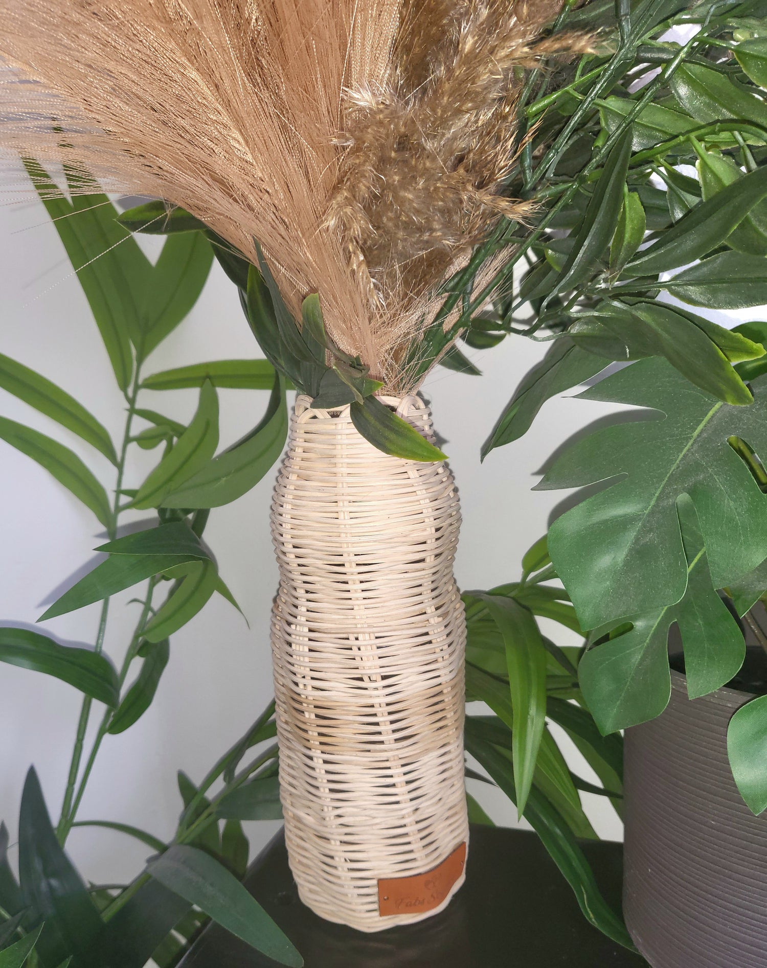 Natural rattan vase