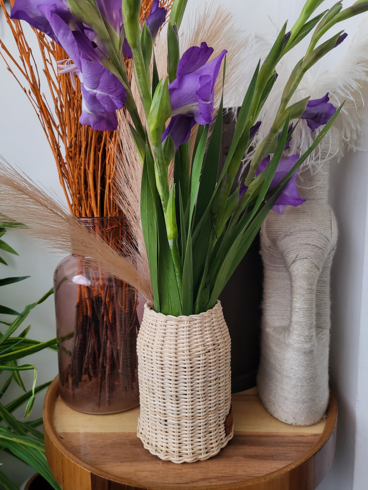 Natural rattan vase