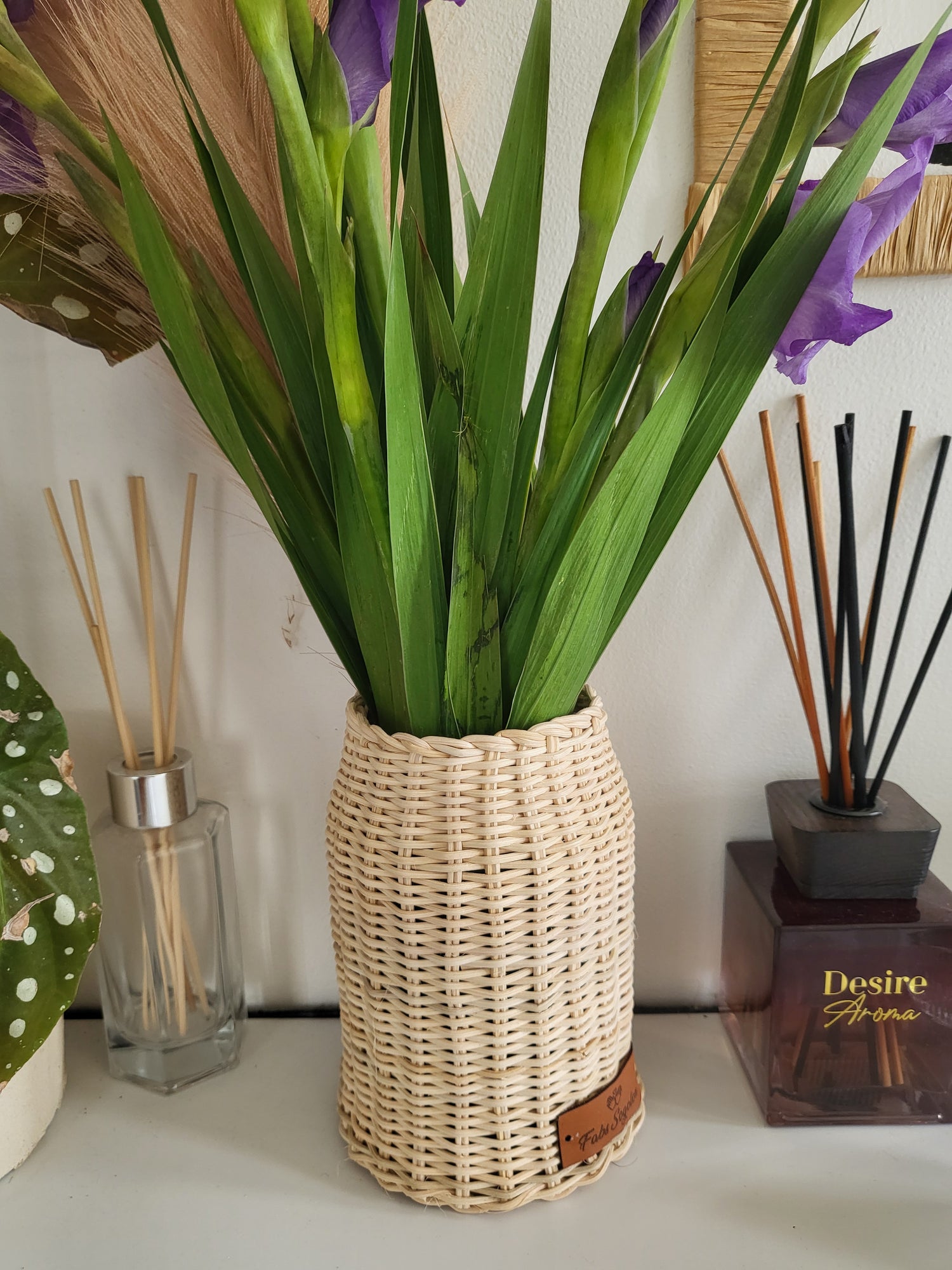 Natural rattan vase