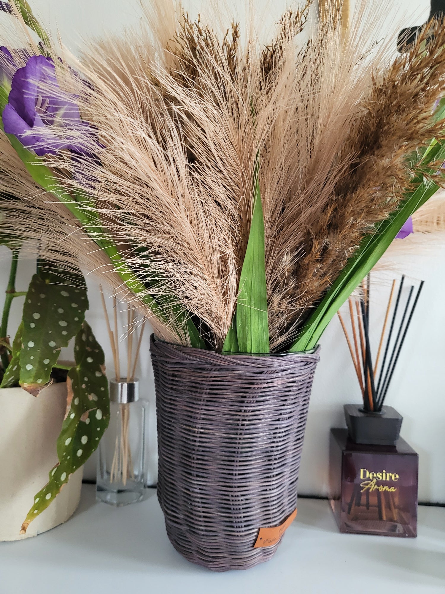 Taupe rattan vase